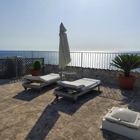 Salvia Holiday home